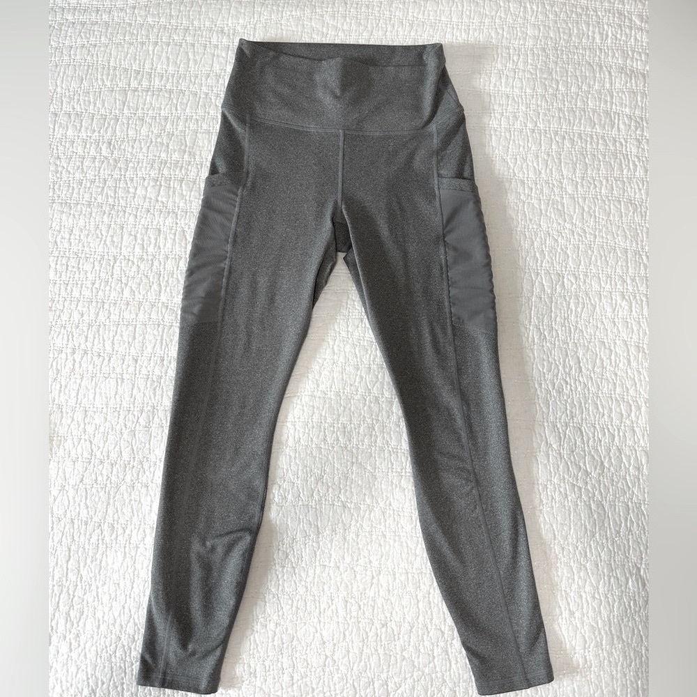 Fabletics on the go Powerhold Grey Leggings